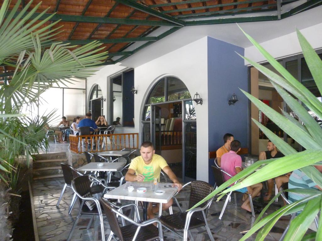 Joy Hotel Saranda Zewnętrze zdjęcie