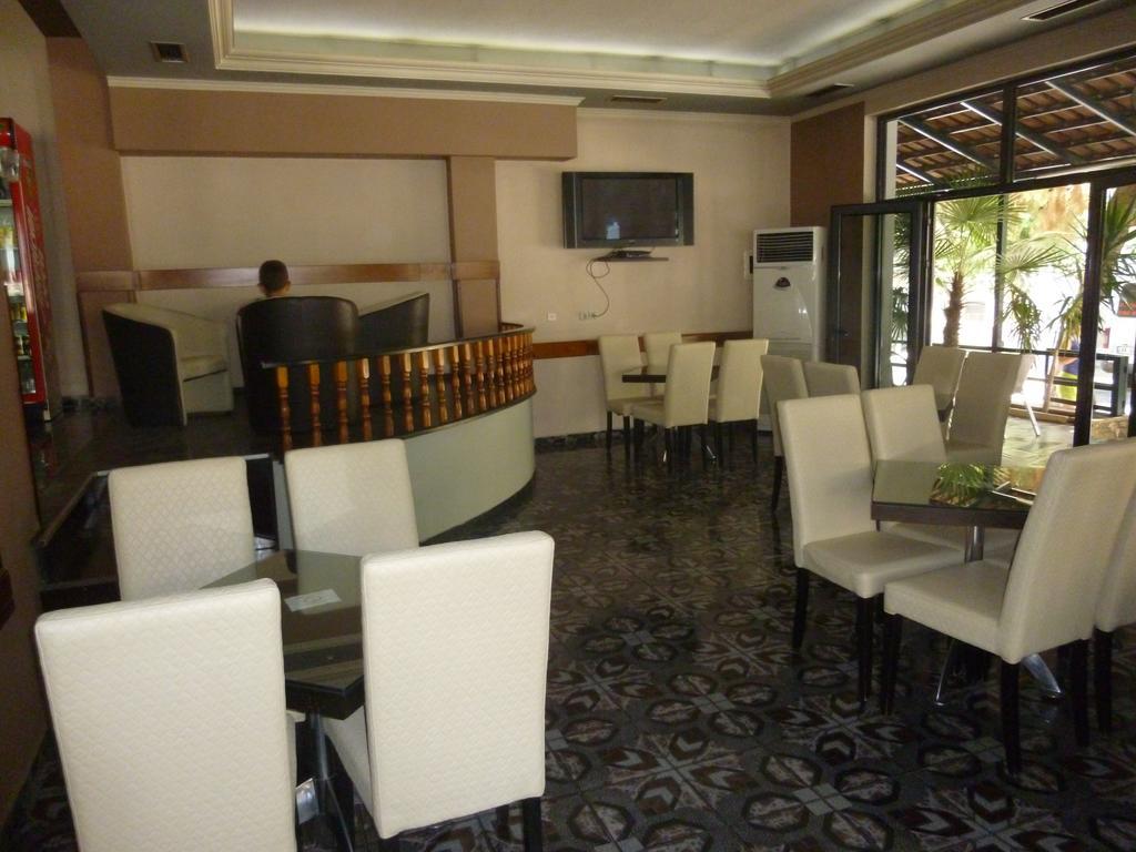 Joy Hotel Saranda Zewnętrze zdjęcie